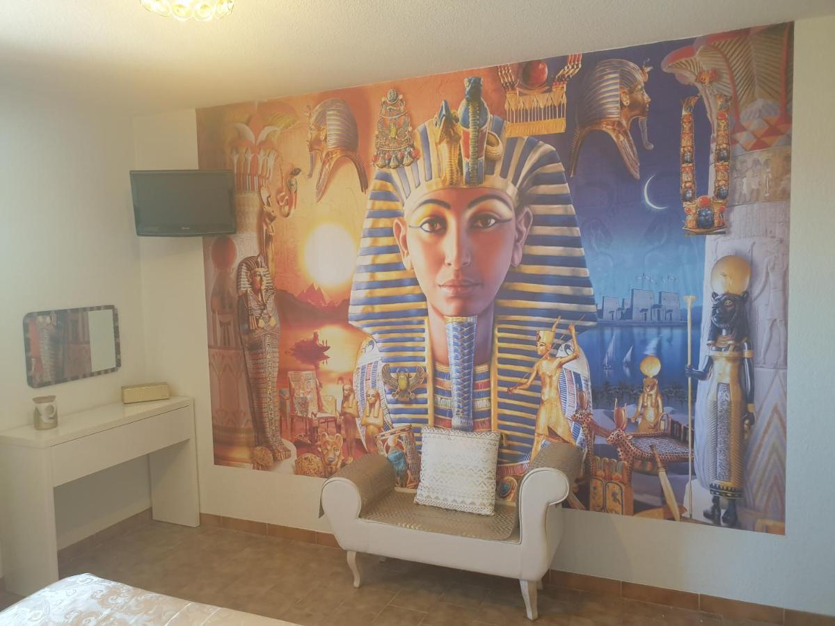 Horus *